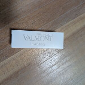 Valmont Luminosity LumiSence